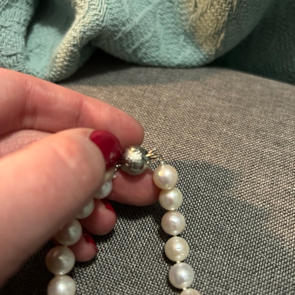 Pacific pearls: Authentic white pearl necklace - Picture 4 of 4